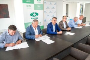 Global Omnium, Anecoop y el Tribunal de las Aguas firman el proyecto HortiGO2